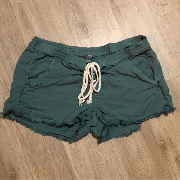 SUPER comfy Aerie lounge shorts - Picture 1 of 2